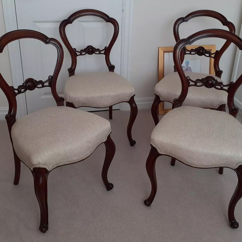 Antique Victorian Walnut Carved Balloon Back Chairs Set of Four